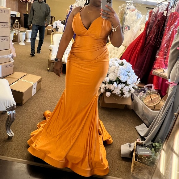 Chrome orange. Used as a bridesmaids dress but can be used for prom, balls etc. - Picture 2 of 5